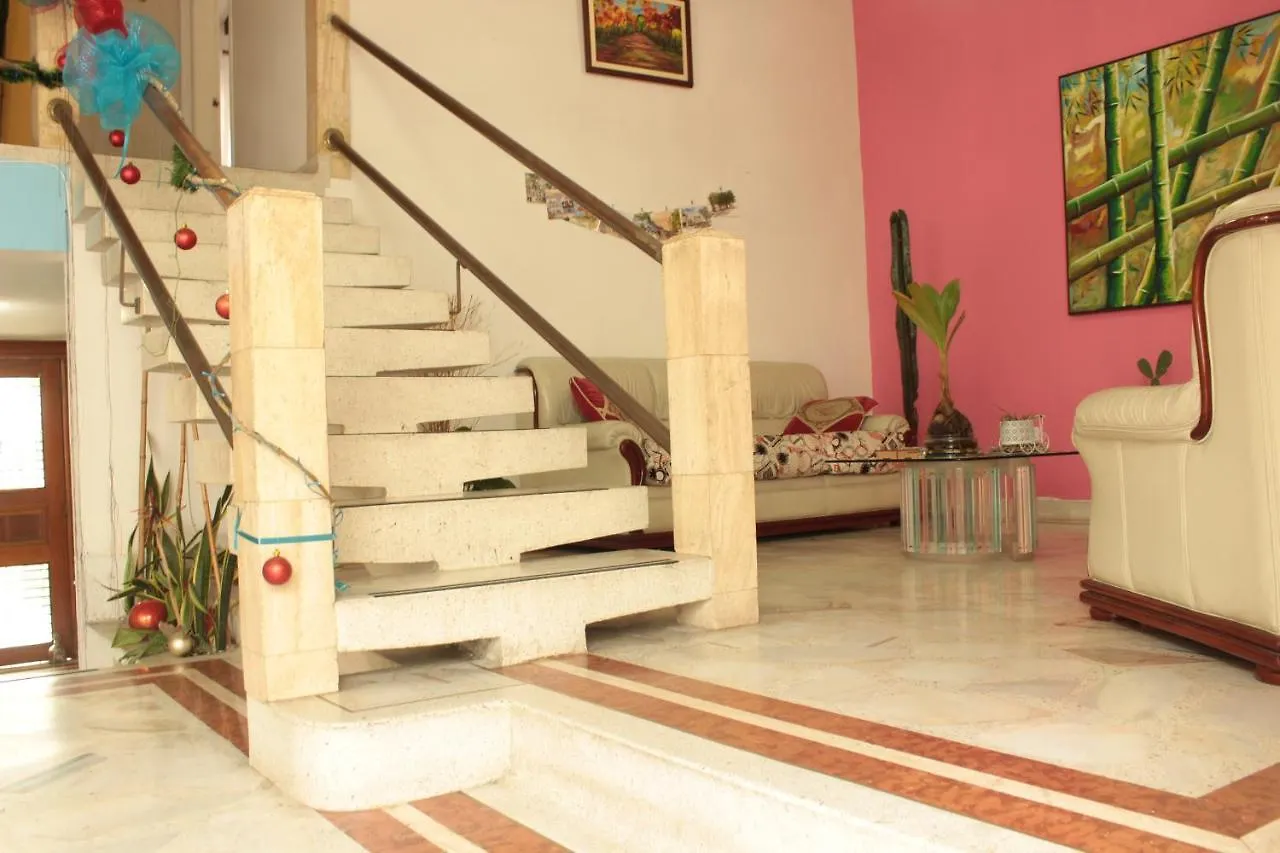 Hostal Coworking Cristales Cali 3*,  Colombia