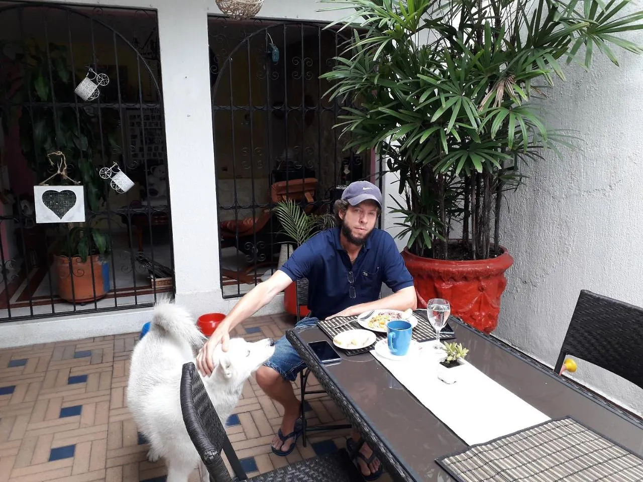 *** Herberg Hostal Coworking Cristales Cali Colombia