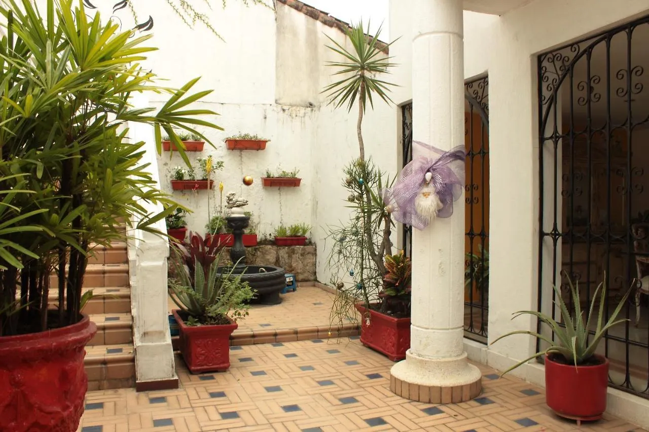 宾馆 Hostal Coworking Cristales 卡利