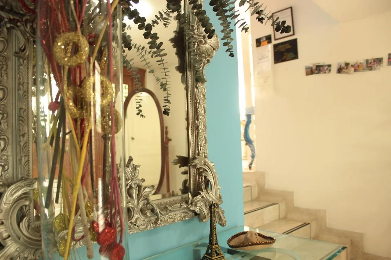 Hostal Coworking Cristales 卡利